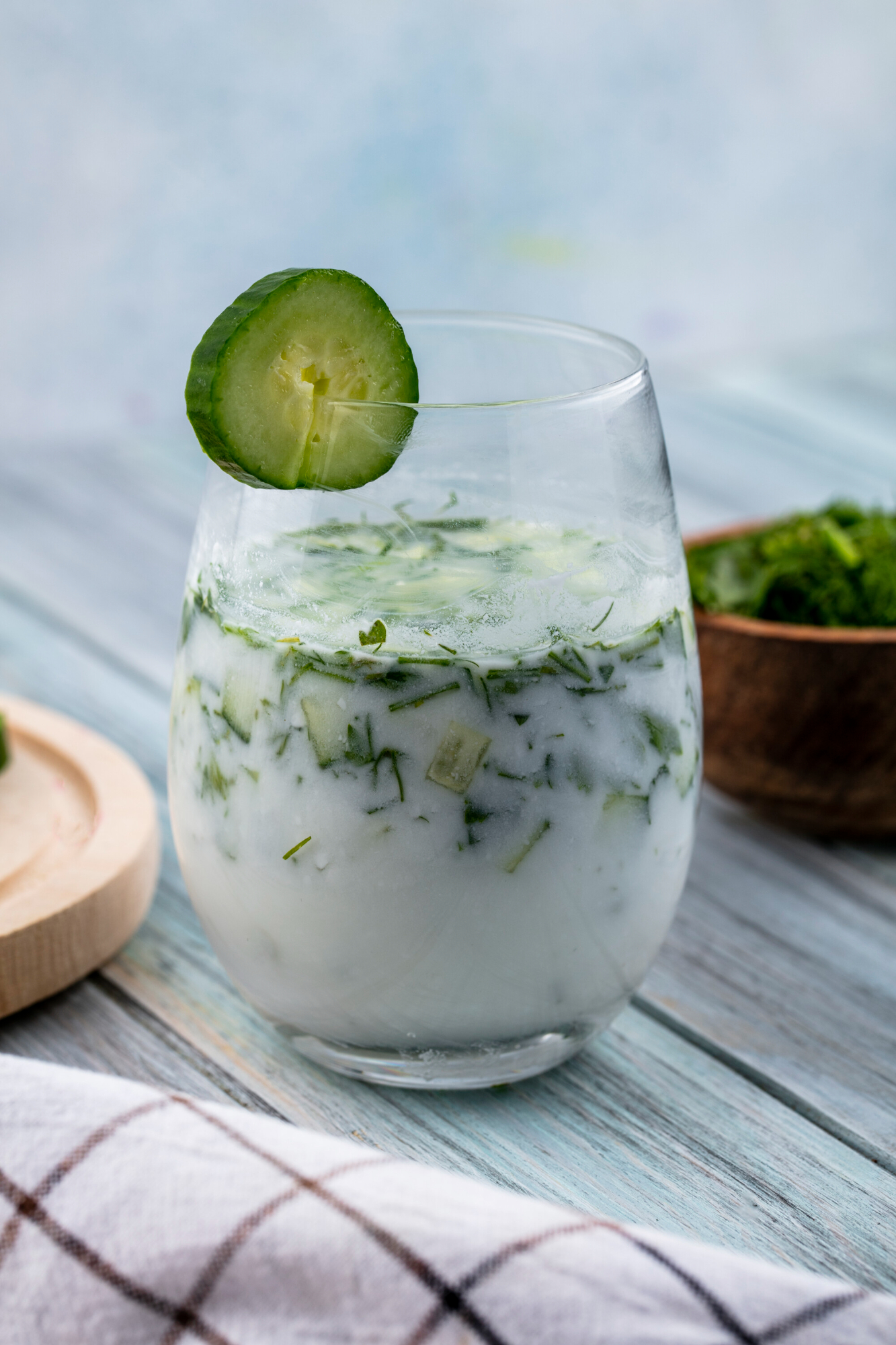 Suco verde detox com água de coco